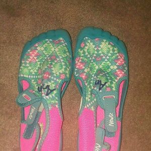 Swim shoes